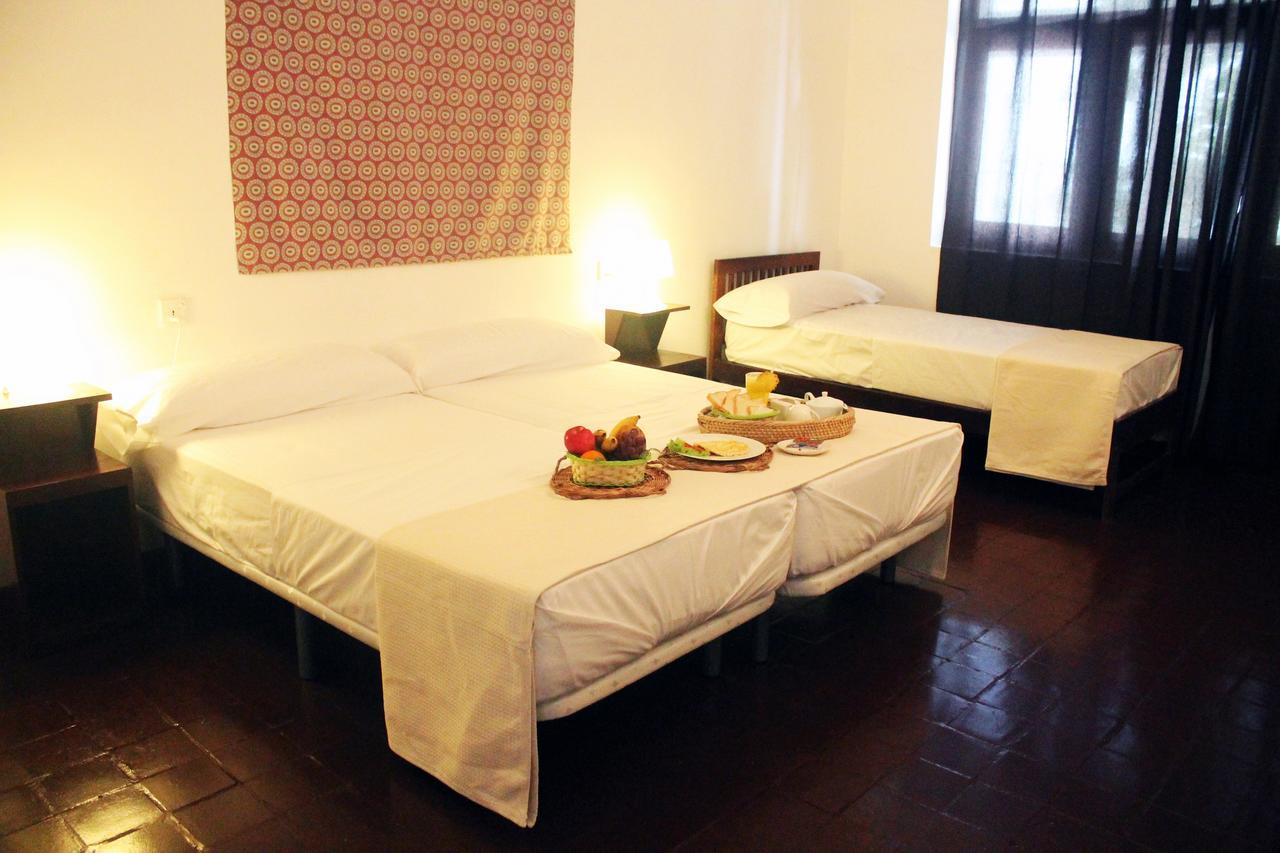 Coral Seas Beach Hikkaduwa Exteriér fotografie