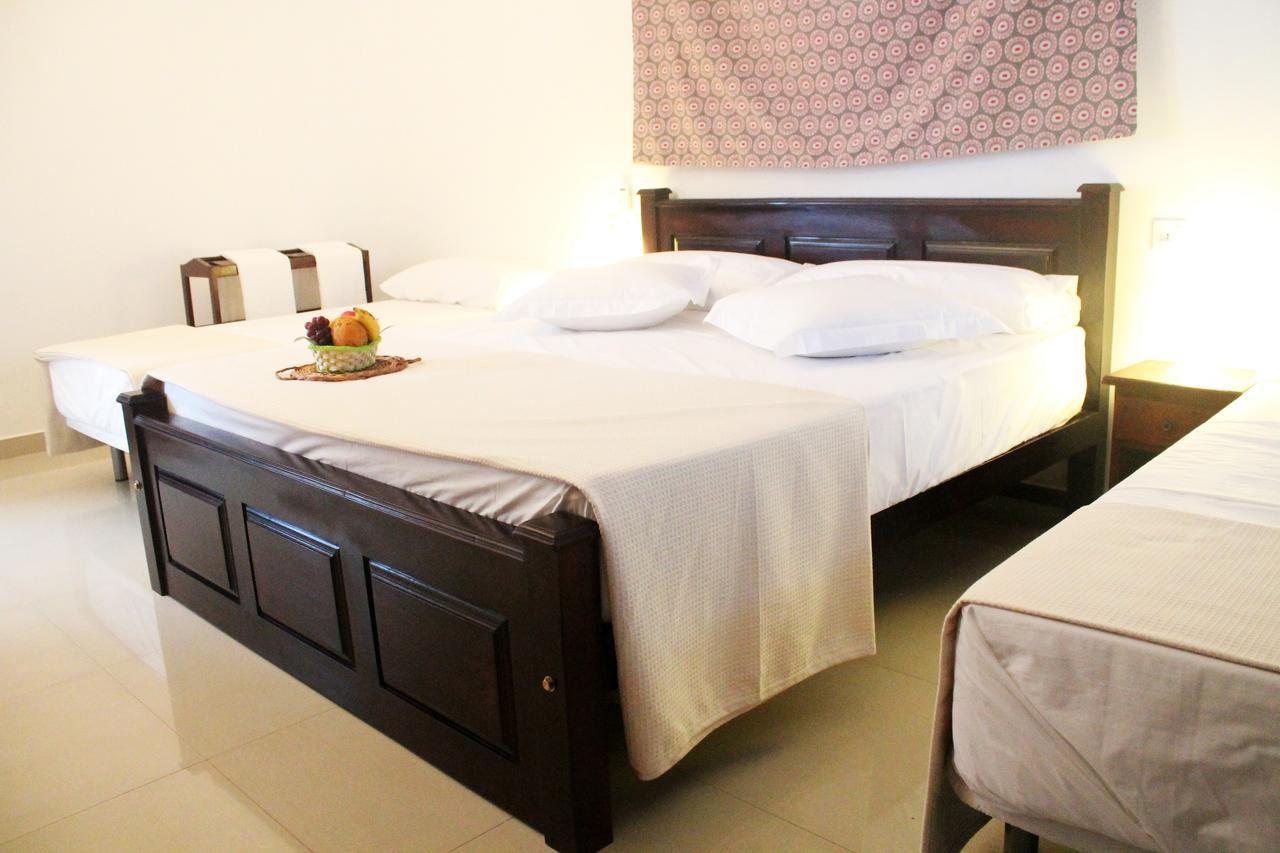 Coral Seas Beach Hikkaduwa Exteriér fotografie