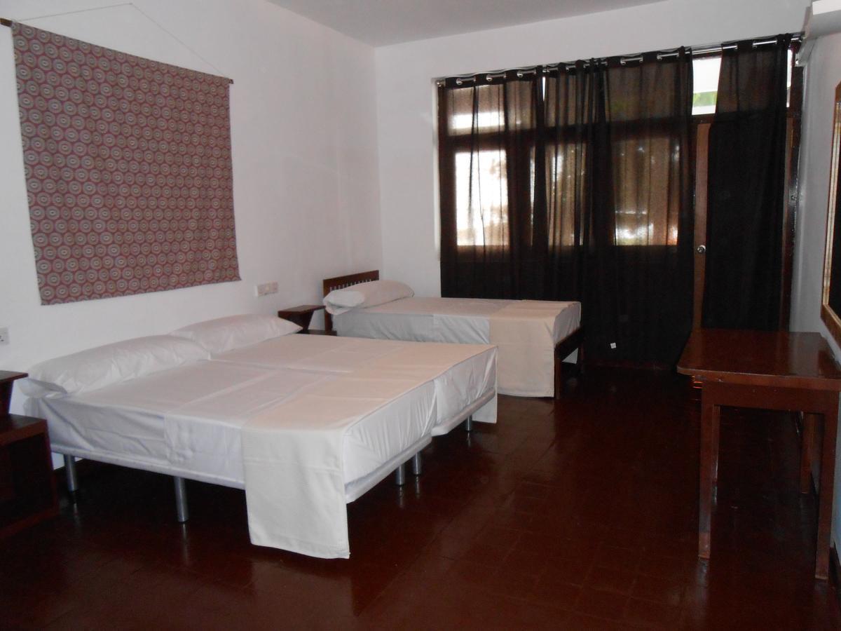 Coral Seas Beach Hikkaduwa Exteriér fotografie