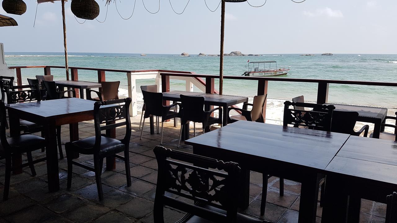 Coral Seas Beach Hikkaduwa Exteriér fotografie