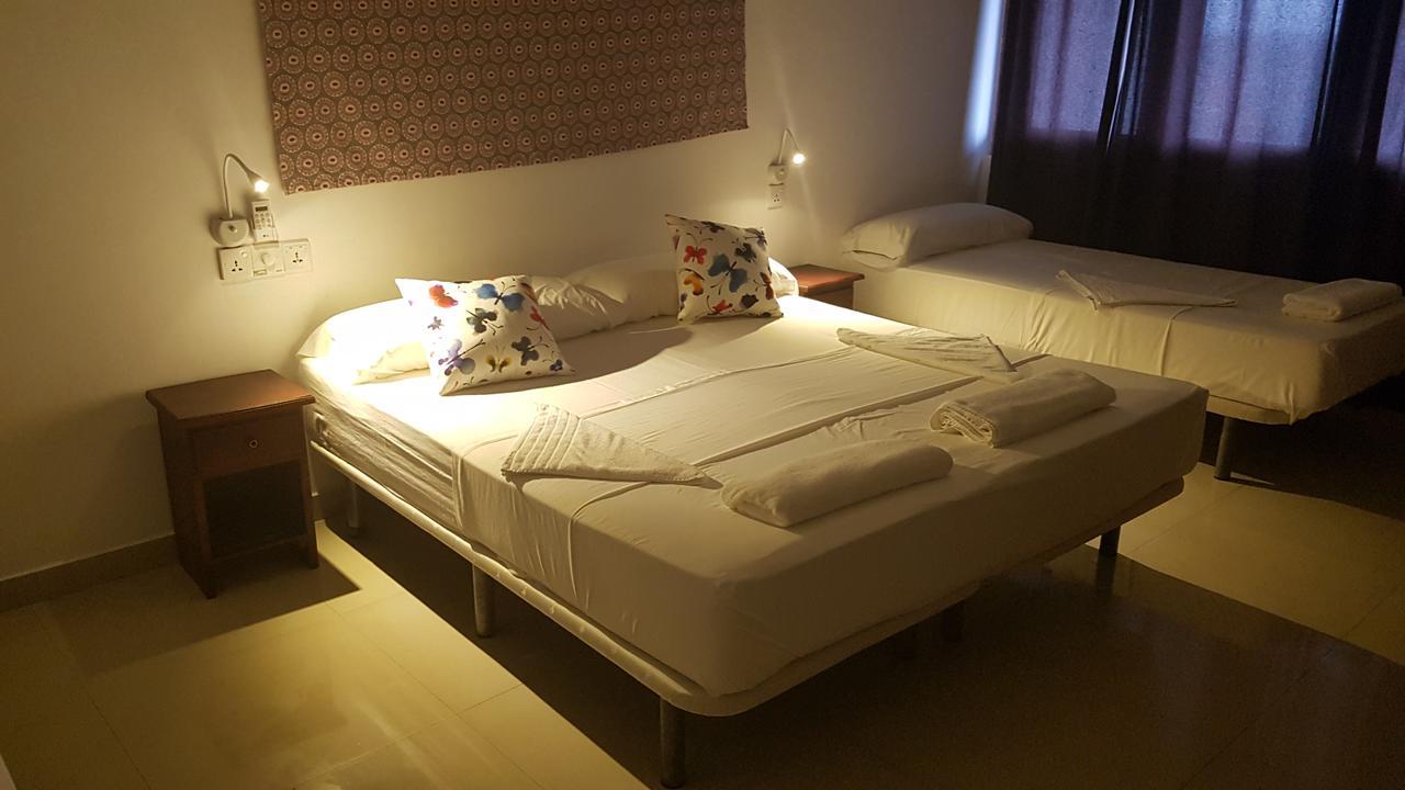 Coral Seas Beach Hikkaduwa Exteriér fotografie