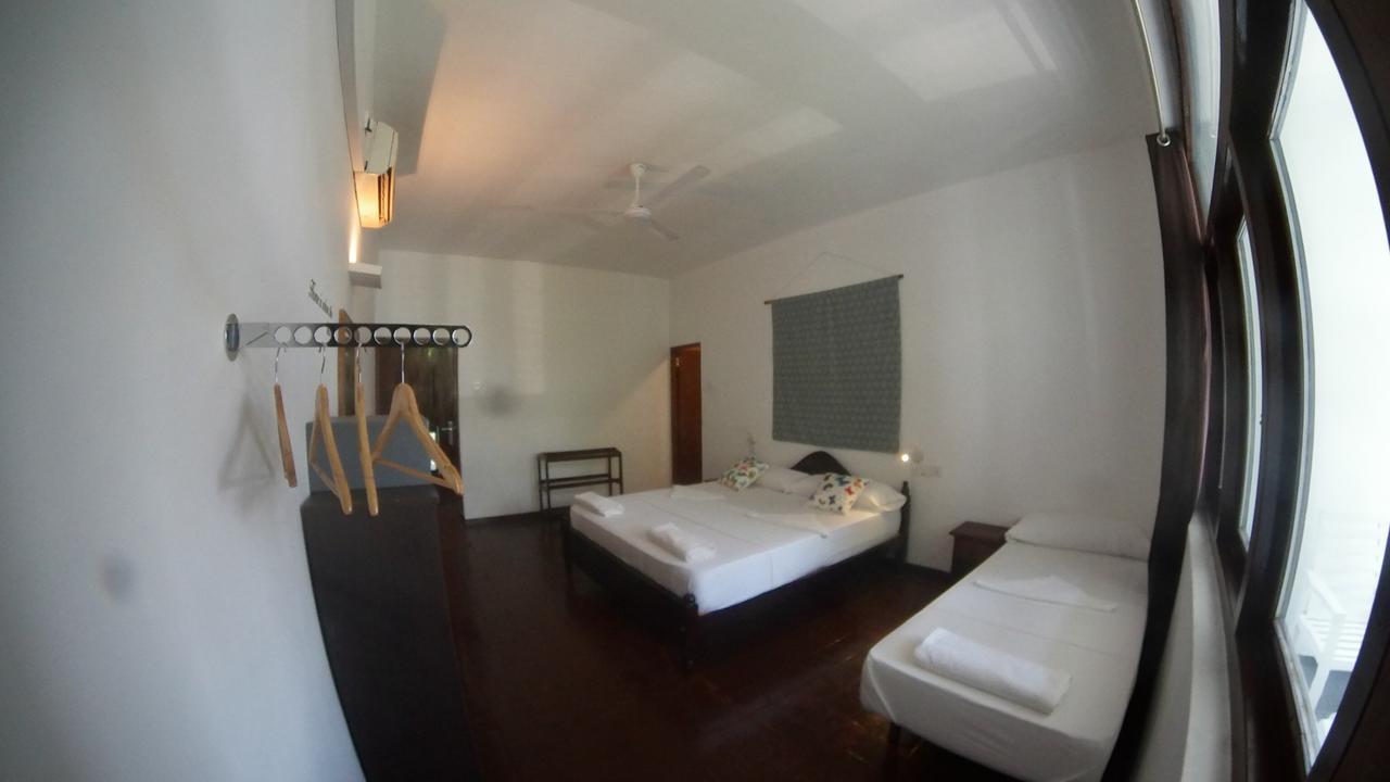 Coral Seas Beach Hikkaduwa Exteriér fotografie